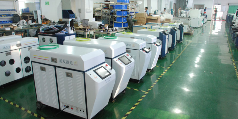 通發(fā)激光TFL-80PF<a href='http://www.laogeming.cn/product/2.htm' class='text_a'>光纖<a href='http://www.laogeming.cn' class='text_a'>激光焊接機(jī)</a></a>